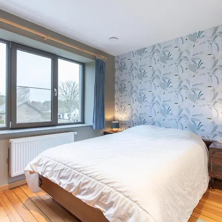 Charmette, Cozy For 9p 別荘