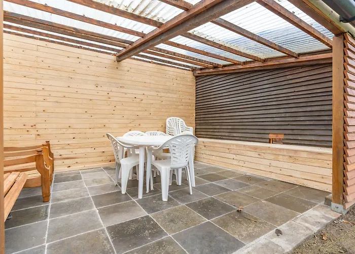 Charmette, Cozy For 9p Hébergement de vacances La-Roche-en-Ardenne