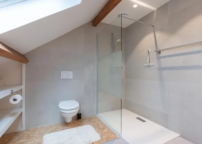 Hébergement de vacances Charmette, Cozy For 9p